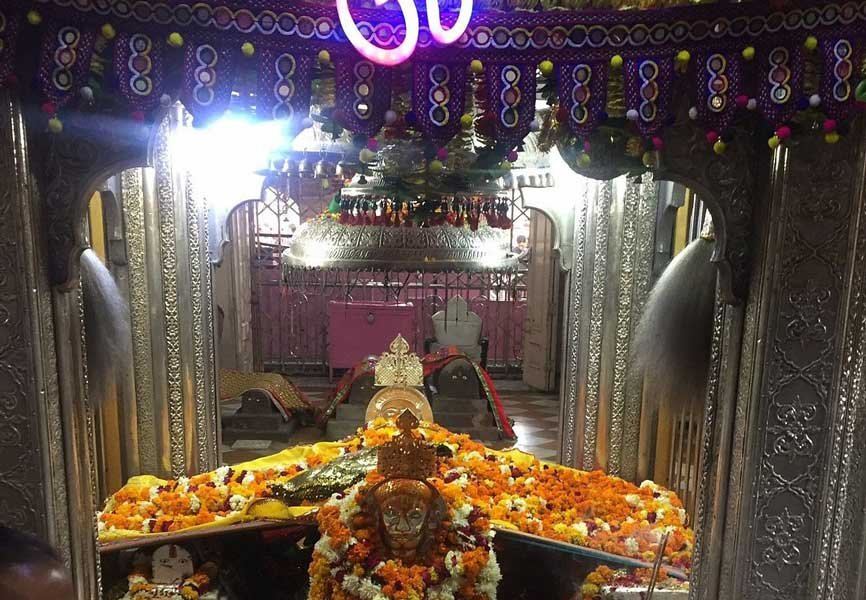 1646222959Ramdevra Temple in Jaisalmer Ramdevra temple : चमत्कारी कंगन, पूरी होती है हर मनोकामना