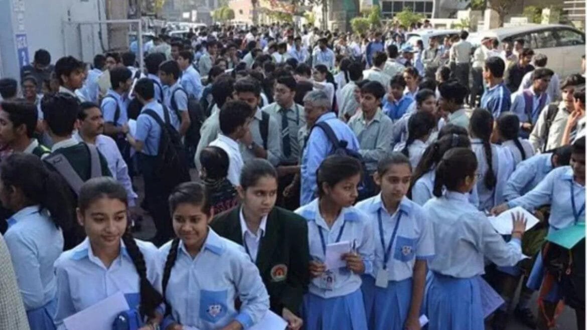 CBSE-Board-12th-Result-Date CBSE exam : तीन CBSE बोर्ड के छात्रों ने अपनी जान गँवाई