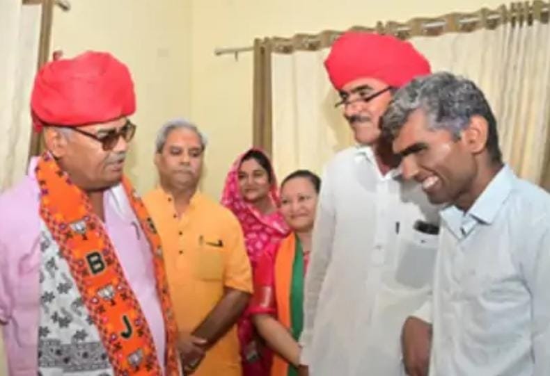 WhatsApp Image 2024-07-01 at 2.23.52 PM पहले मजाक और फिर ट्रांसफर... !